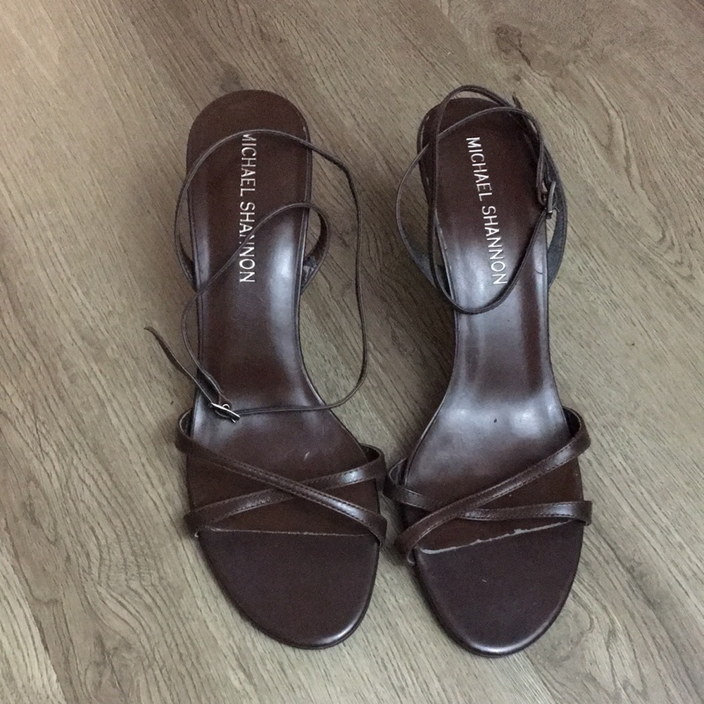 Michael Shannon Brown Strappy Leather Sandals & Travel Bag
Size 9